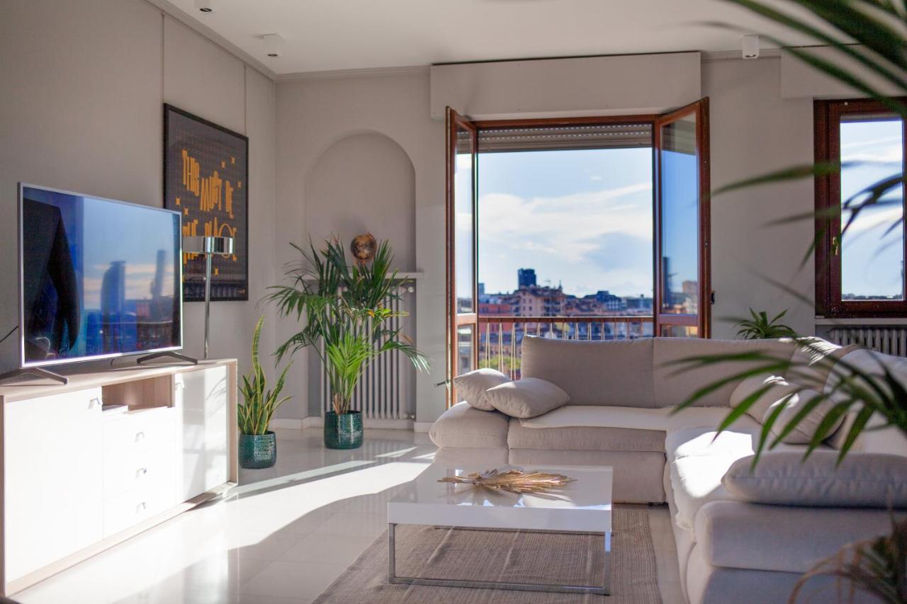 Stelvio Rooftop - Penthouse Skyline With Terrace And Jacuzzi Mediolan Zewnętrze zdjęcie